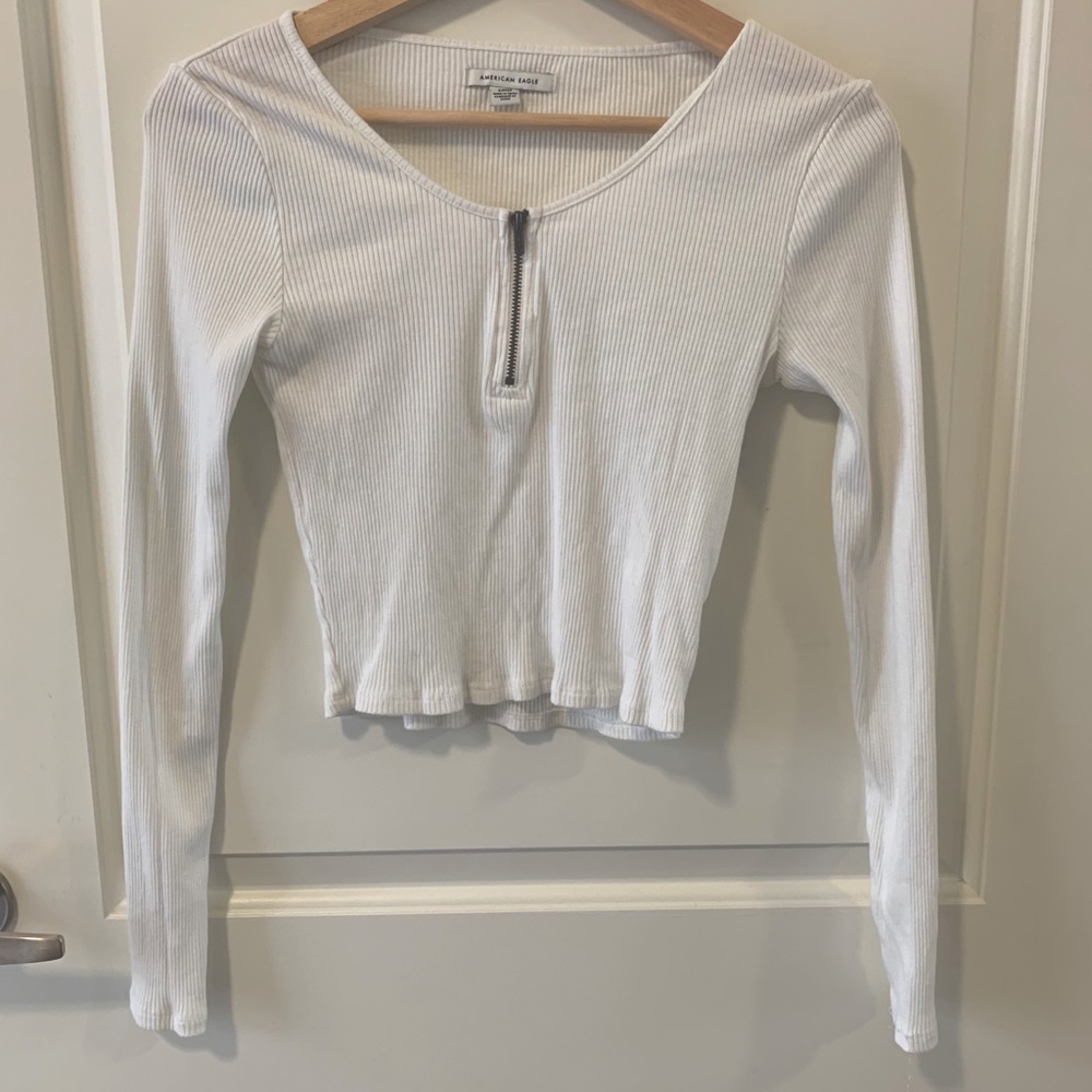 White American Eagle Long Sleeve Half Zip Crop Top